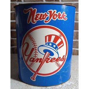 Vintage 1968 NY Yankees Metal Trash Can 13" Oval (RARE)